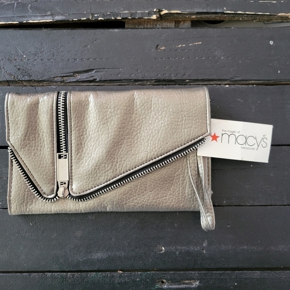 Macy's NWT Pewter Wristlet Clutch Bag Wallet Moto Zipper - Picture 1 of 5